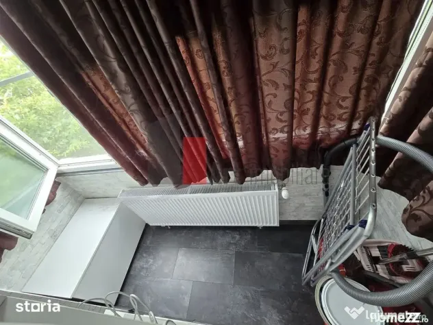 Vindem apartament cu 3 camere, Crângasi