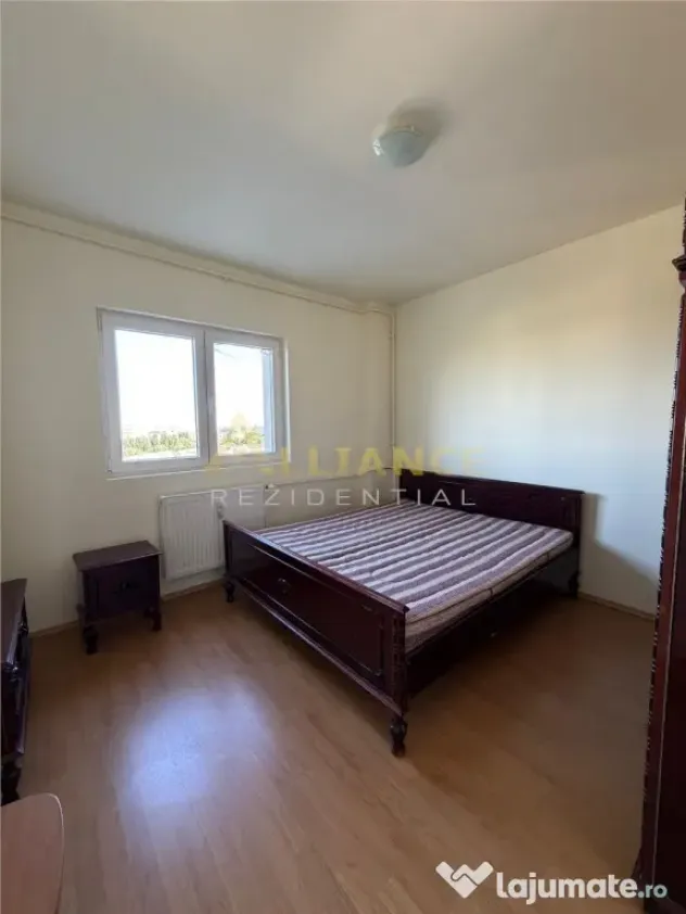 Apartament 2 camere semidecomandat