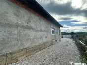 CASA SOLIDA CU TEREN SI CURTE, BOCSA VASIOVA. COMISION ZERO