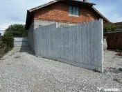 CASA SOLIDA CU TEREN SI CURTE, BOCSA VASIOVA. COMISION ZERO