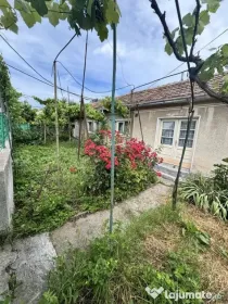 Teren+casa 3 camere-zona Coiciu