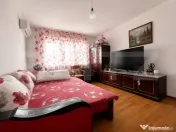 Apartament cu 2 camere, semidecomandat, climă, acoperiș no 