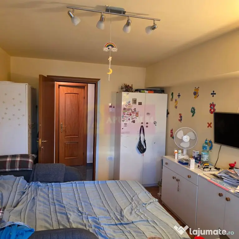Vanzare apartament 3 camere Unirii-Zepter