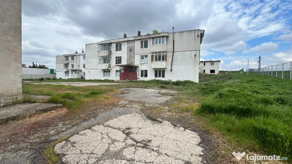 Oportunitate Unică lângă Galați 3.830MP Construiți+7400 mp Teren Inclus