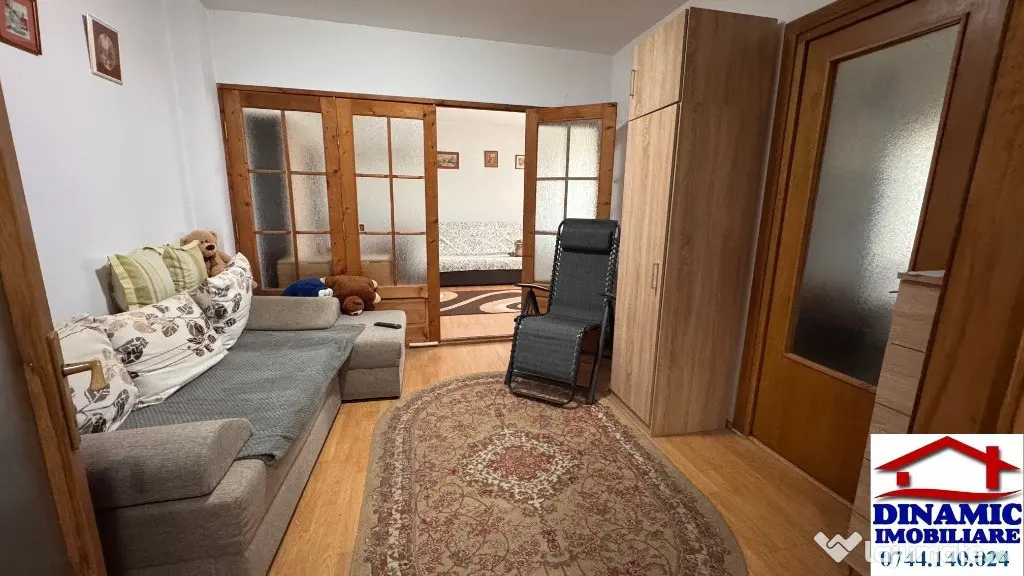 Ap. 2 cam, 63 mp, decomandat, Mihai Viteazul – 65 000 Euro