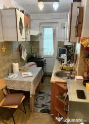 Apartament 2 camere, semidecomandat - zona Florilor