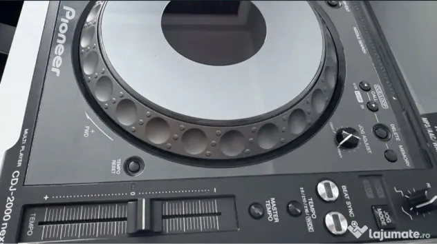 CDJ 2000 NEXUS