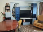 De vânzare bibliotecă