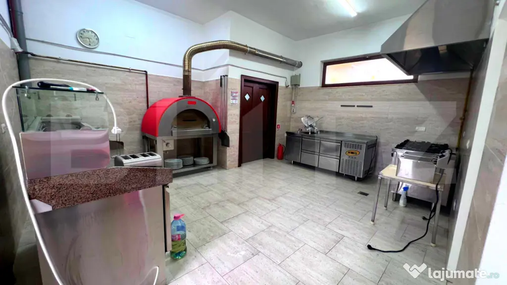 Restaurant la cheie de închiriat, 150 mp, zona Cetate