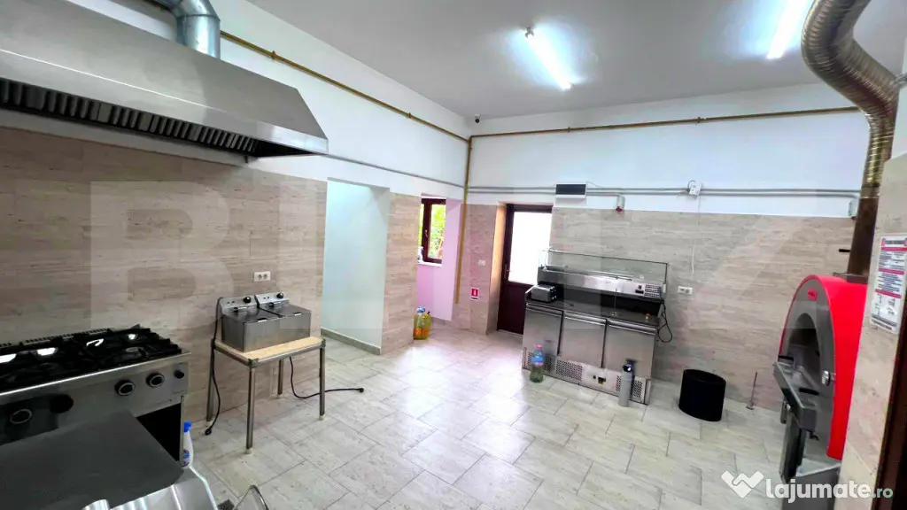 Restaurant la cheie de închiriat, 150 mp, zona Cetate