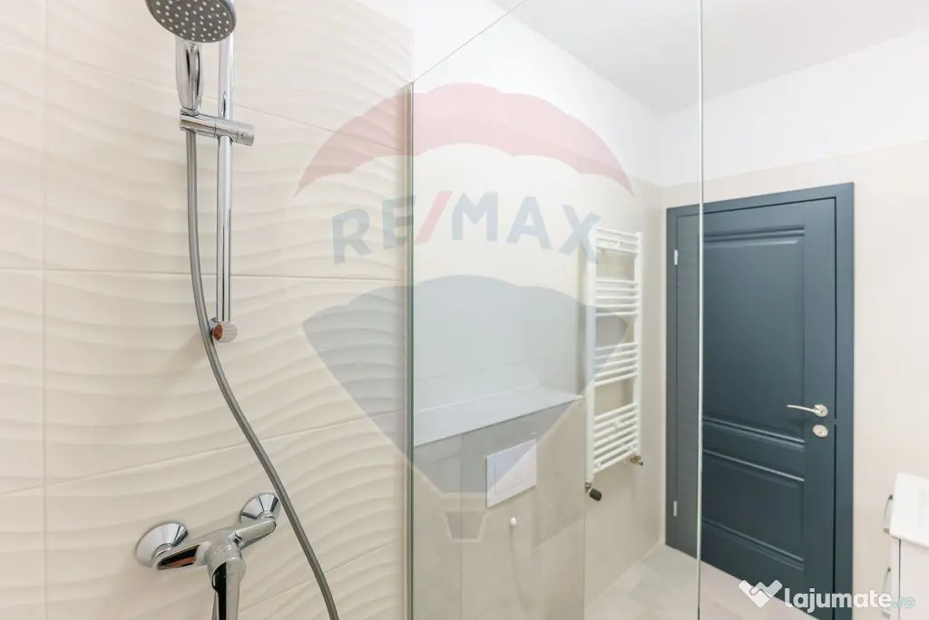 APARTAMENT 3 CAMERE + loc parcare - Adora Park