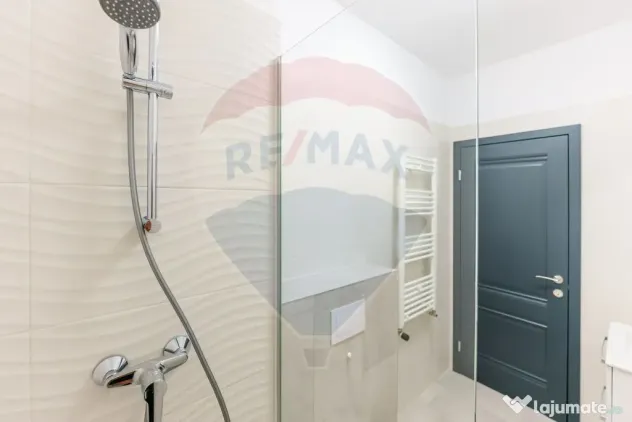 APARTAMENT 3 CAMERE + loc parcare - Adora Park