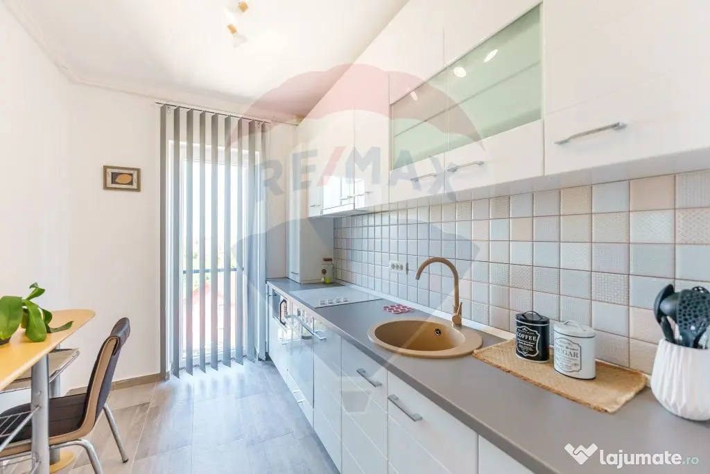 APARTAMENT 3 CAMERE + loc parcare - Adora Park