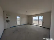 Apartament 3 camere, terasa 21mp, lift, bloc nou, EROILOR, Floresti 