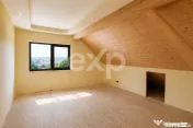 Vilă lângă pădure, cu vedere panoramică spre oraș | S? 