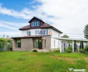 Casă 4 camere / două băi (mobilată și utilată) 860 ...