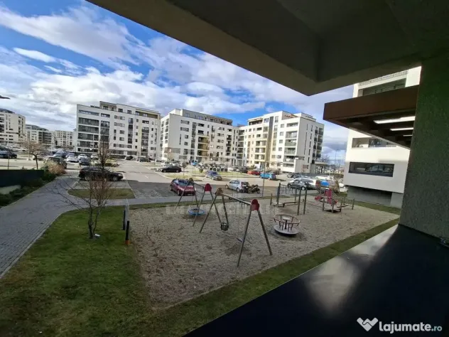 Apartament 2 camere decomandat Kasper Coresi Tractorul Br...
