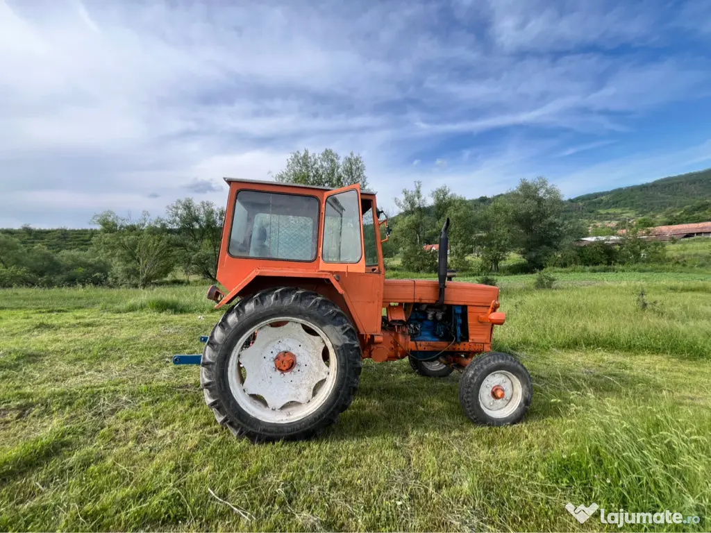 Tractor u650
