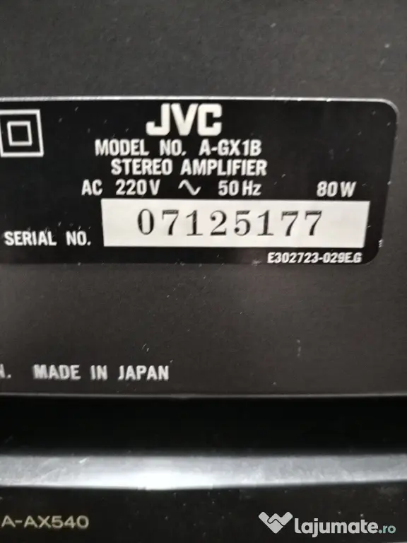 Linie audio JVC japoneză amplituner