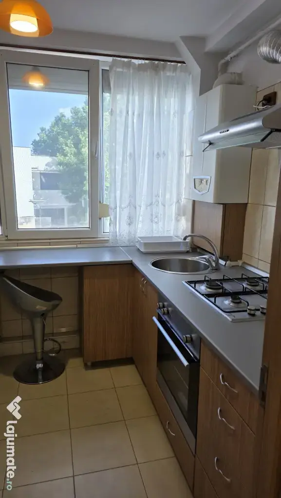 Garsoniera de inchiriat zona Trapezului