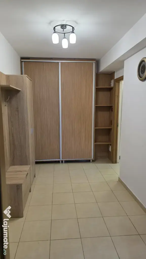 Garsoniera de inchiriat zona Trapezului