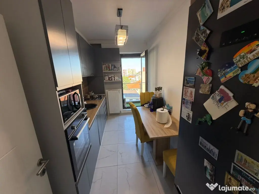 Apartament 3 camere zona Energia