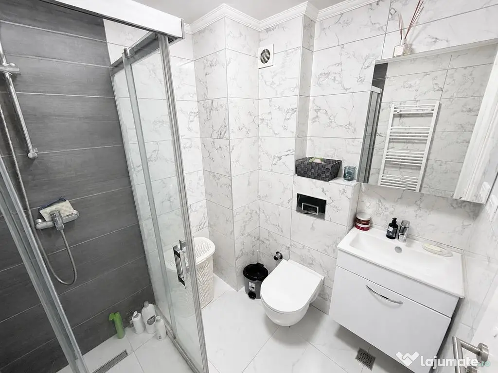 Apartament 3 camere zona Energia