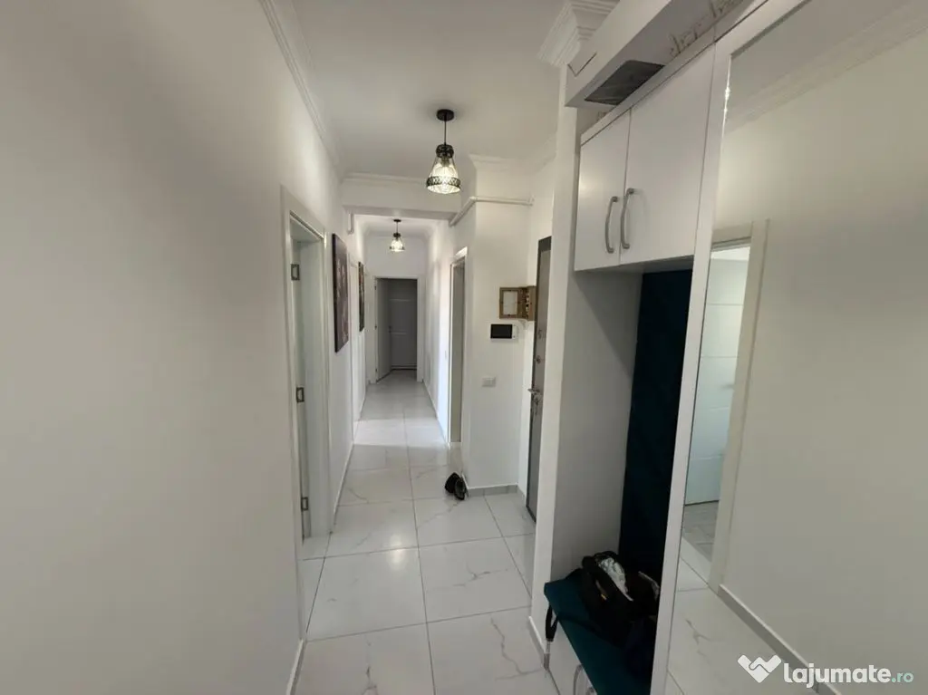 Apartament 3 camere zona Energia