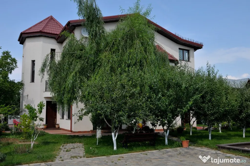 Vilă de Lux Excepțională în Popești-Leordeni | 500 mp Utili – 900 mp T