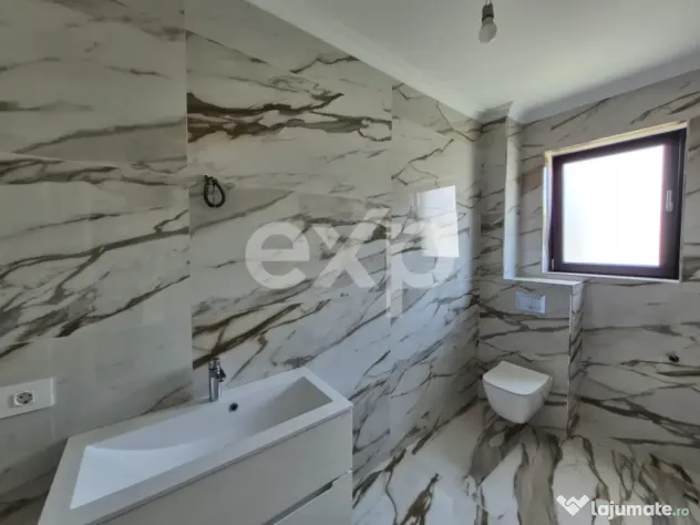 Apartament spectaculos 3 camere de vanzare în Aviatiei | |