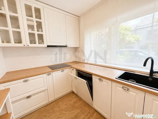 Vila cu gradina 5 camere Catted Residence 2 locuri de par...