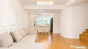 Vila cu gradina 5 camere Catted Residence 2 locuri de par...