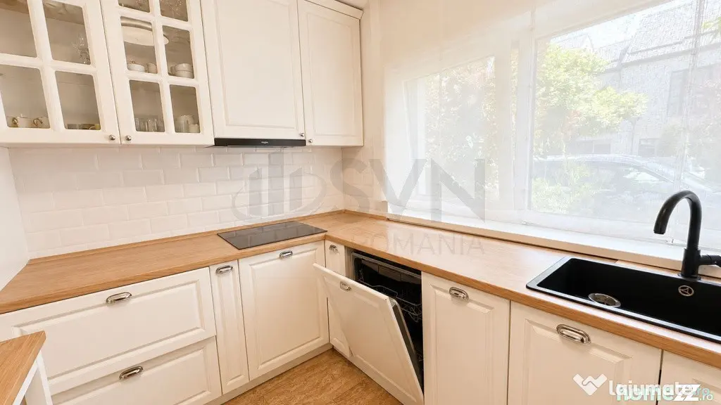 Vila cu gradina 5 camere Catted Residence 2 locuri de par...