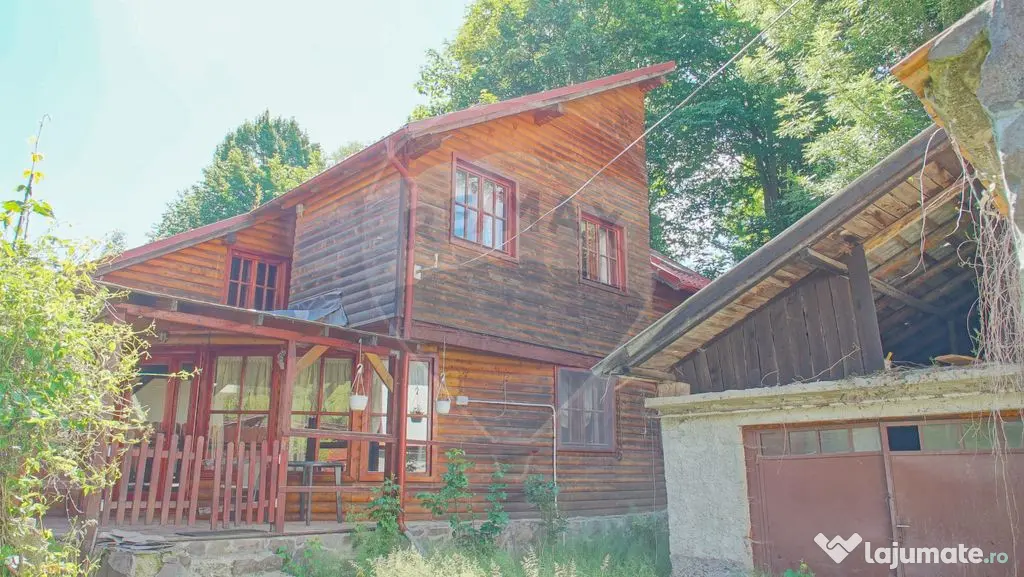 Casă din lemn la 1 km de Castelul Bran, potențial turis...
