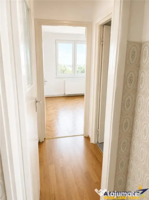 Apartament 3camere, etaj intermediar, priveliste si lumina n