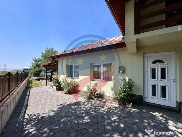 Vila cu 6camere de vanzare in Carcea/Dolj
