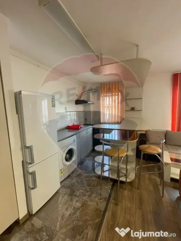 Apartament 2 camere de închiriat Strada Constantin Brân...