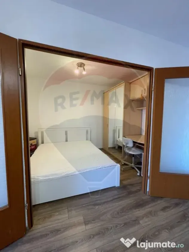 Apartament 2 camere de închiriat Strada Constantin Brân...