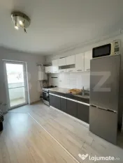 Apartament 2 camere, 47 mp, etaj intermediar, parcare, zona