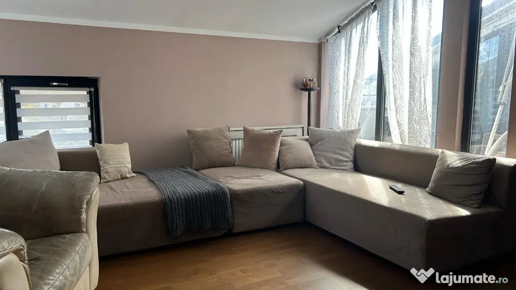 Apt 4 cam Unirii Cartier evreiesc Ungent!!! Se vinde în urma succesiun