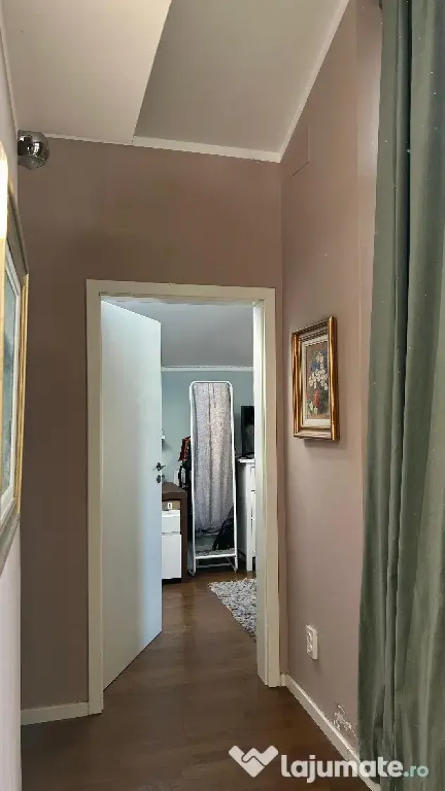 Apt 4 cam Unirii Cartier evreiesc Ungent!!! Se vinde în urma succesiun