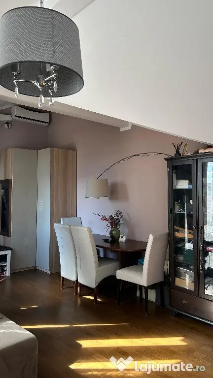 Apt 4 cam Unirii Cartier evreiesc Ungent!!! Se vinde în urma succesiun