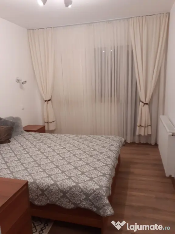 Închiriere - Studio + Loc de parcare acoperit Sector 4