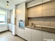 Apartament trei camere Pietonal Coresi Avantgarden ( Kasper 