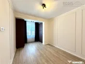 Apartament trei camere Pietonal Coresi Avantgarden ( Kasper 