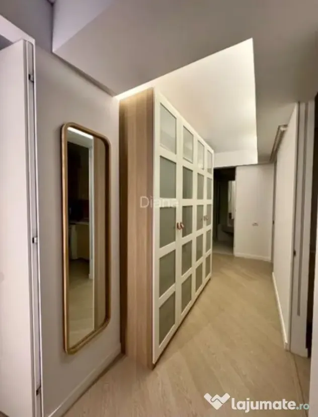 Apartament 3 camere decomandat Cortina North - loc parcare inclus