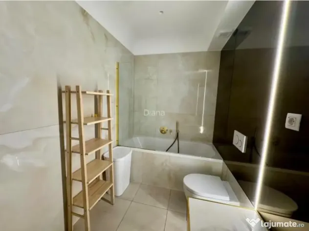 Apartament 3 camere decomandat Cortina North - loc parcare inclus