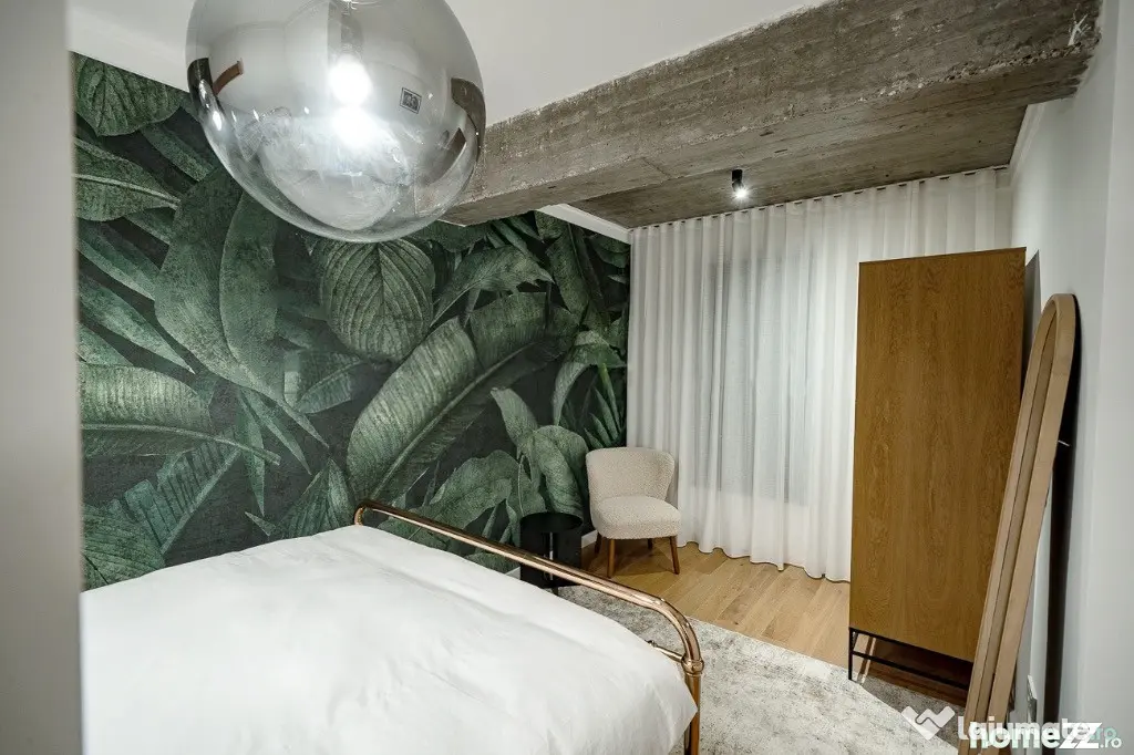 Vand Apartament 3 Camere Cladirea Stela, Nicolae Balcescu 80A
