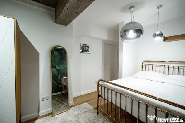 Vand Apartament 3 Camere Cladirea Stela, Nicolae Balcescu 80A