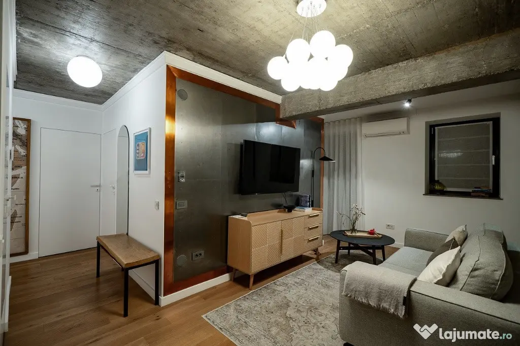 Vand Apartament 3 Camere Cladirea Stela, Nicolae Balcescu 80A